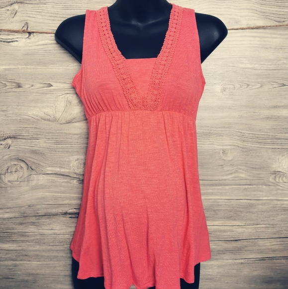 XS THYME Maternity Tank Top EUC - Picture 4 of 4